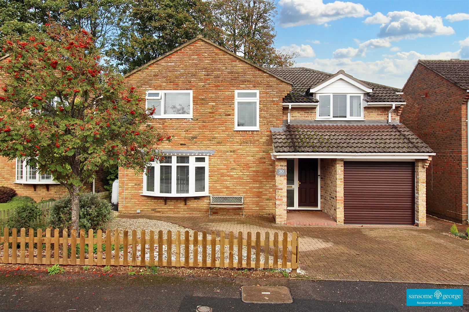 4 bed property in Addiscombe Chase, Tilehurst